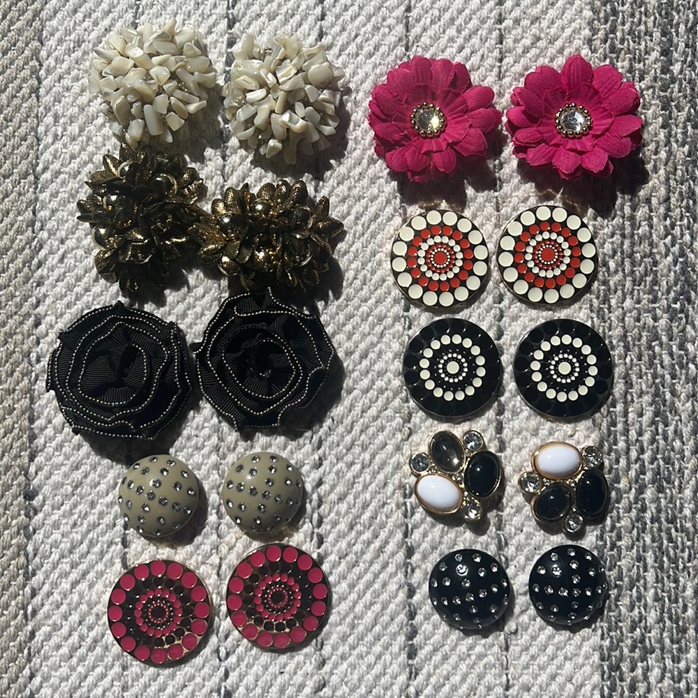 Lindsay Phillips snaps- 10 pair